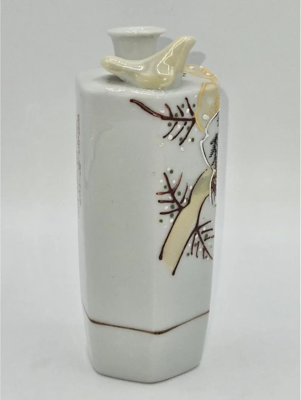 Japanese Singing Sake Bottle Warble Vase Pagoda Design Porcelain 5.5”‎